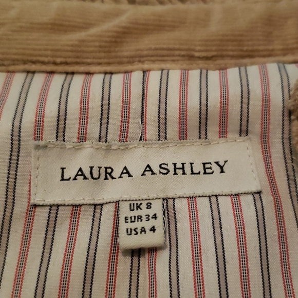 An English light jacket - Picture 2 of 2